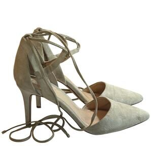Vince Camuto suede Cream Ankle Strap Heels - Women's Size 6M
